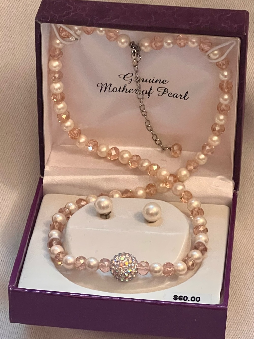 NIB Kohl’s Mother of Pearl & Crystal Necklace Bracelet Stud Earrings Set